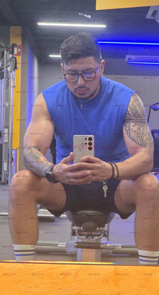 FOTOS DE CHACALITO CALIENTE CON MUY BUENA VERGA COGELON