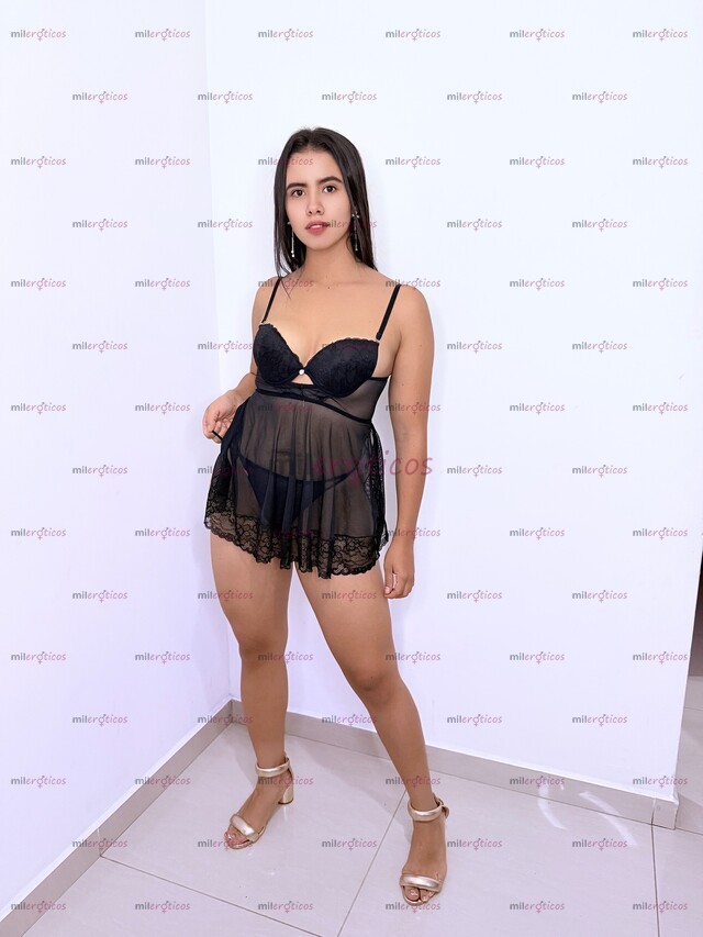 FOTOS DE TAMARA, LINDA COLOMBIANA NUEVA 19 AÑOS PELINEGRA