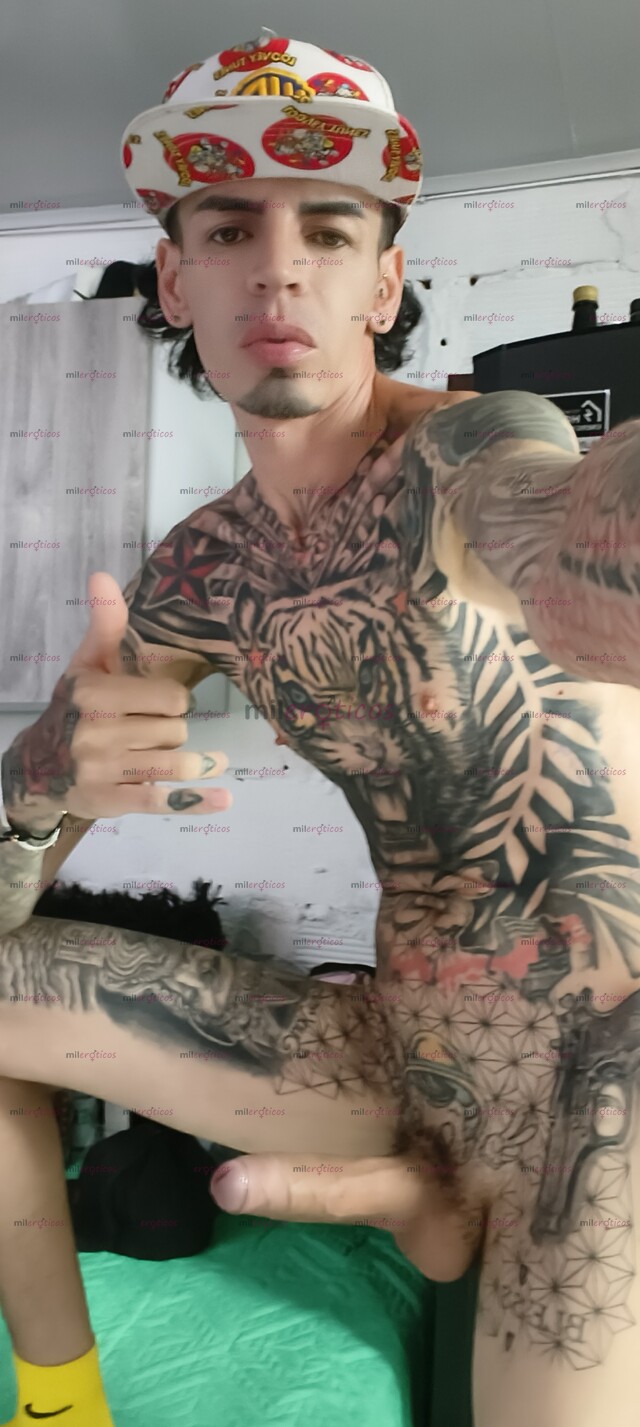 FOTOS DE FLACO ACTIVO BLANCO TATUADO MORBOSO RICO SEX