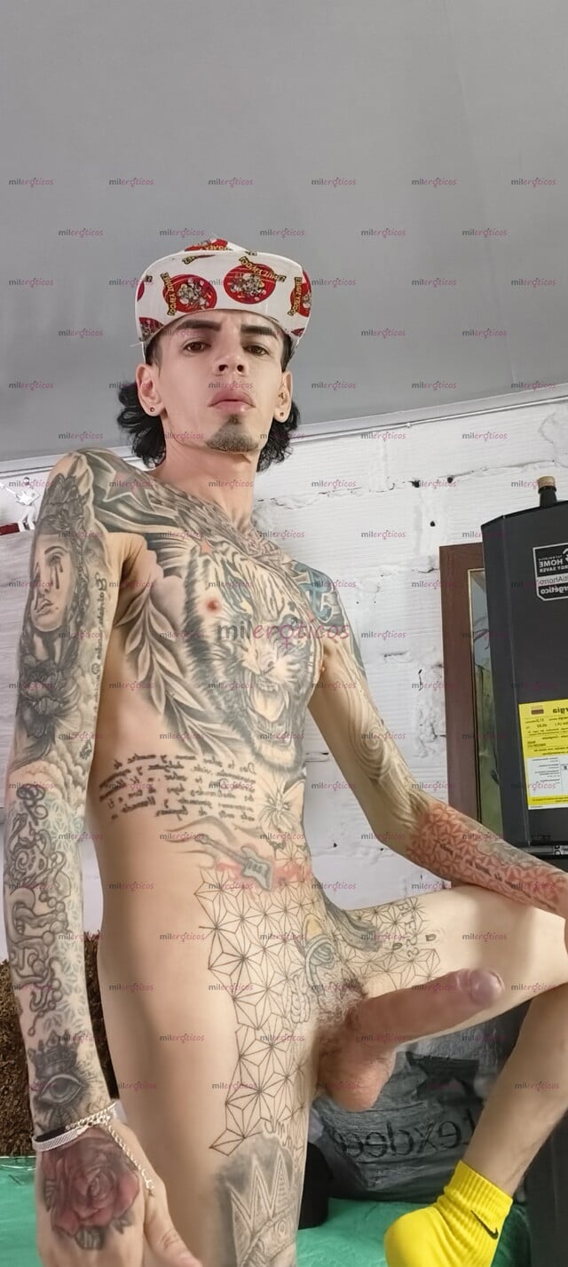 FOTOS DE FLACO ACTIVO BLANCO TATUADO MORBOSO RICO SEX