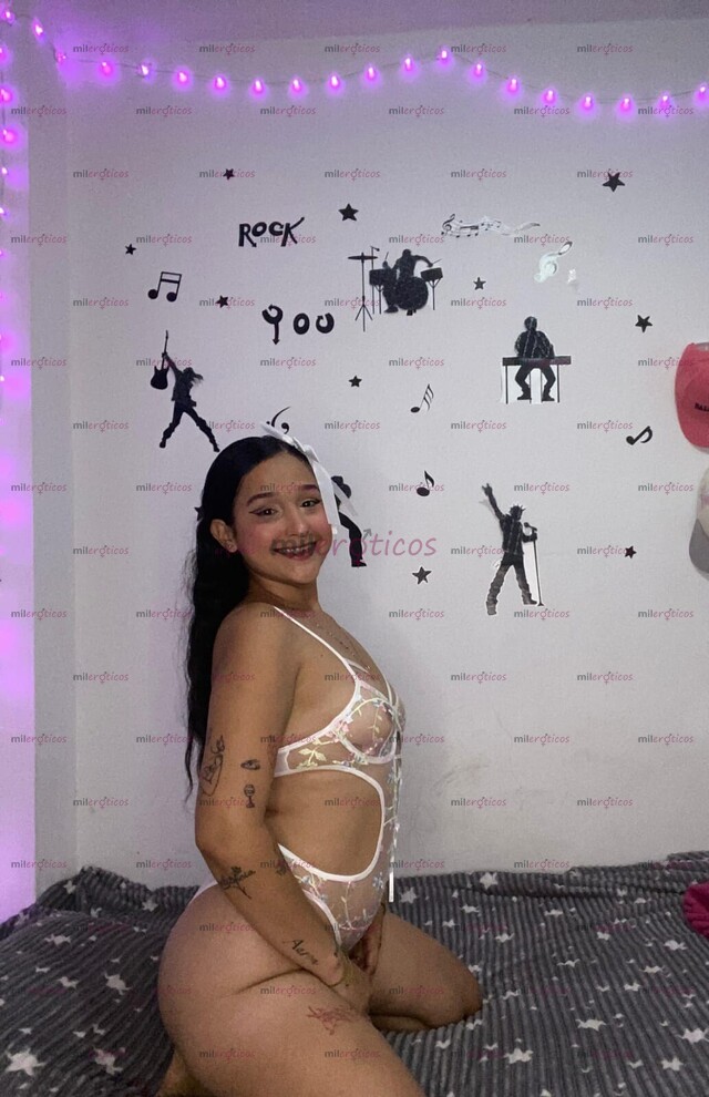 FOTOS DE HOLA AMOR SOY TALIA, LINDA JOVENCITA COLOMBIANA, CON GANAS DE SEXO RIKO