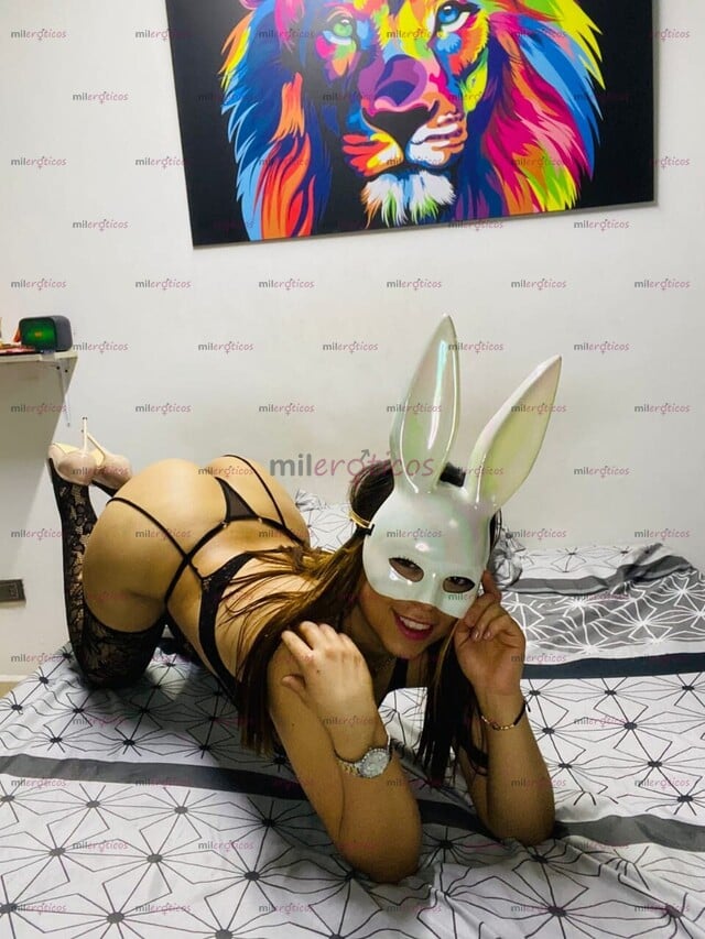 FOTOS DE HANY NUEVA JOVENCITA VAGINA BIEN CERRADITA Y MOJADITA, LINDO ROSTRO.
