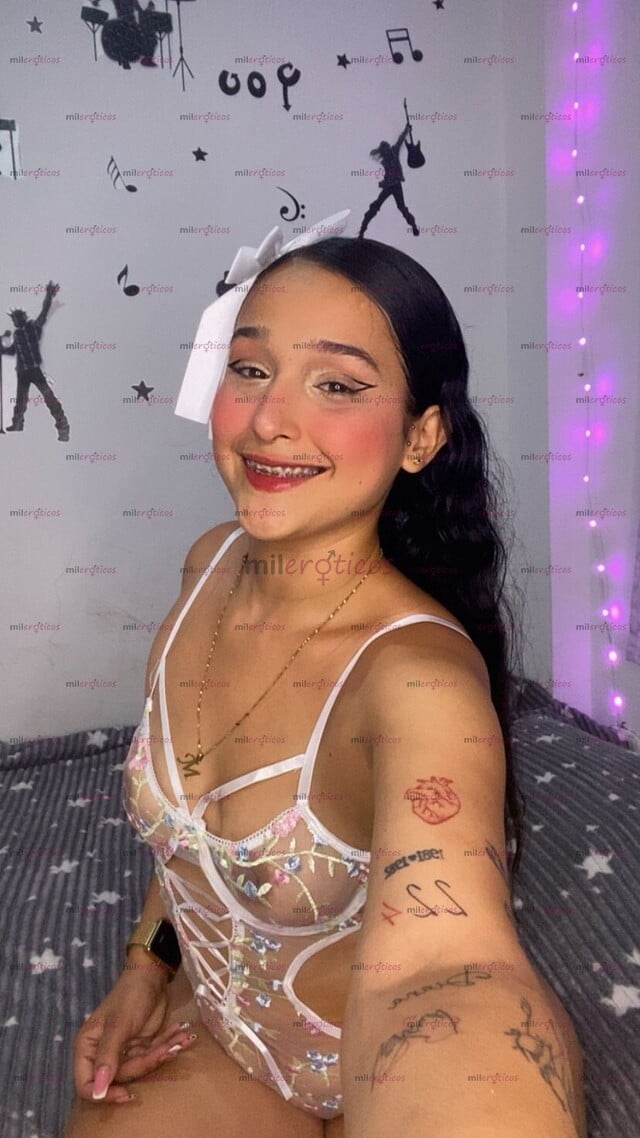 FOTOS DE HOLA AMOR SOY TALIA, LINDA JOVENCITA COLOMBIANA, CON GANAS DE SEXO RIKO