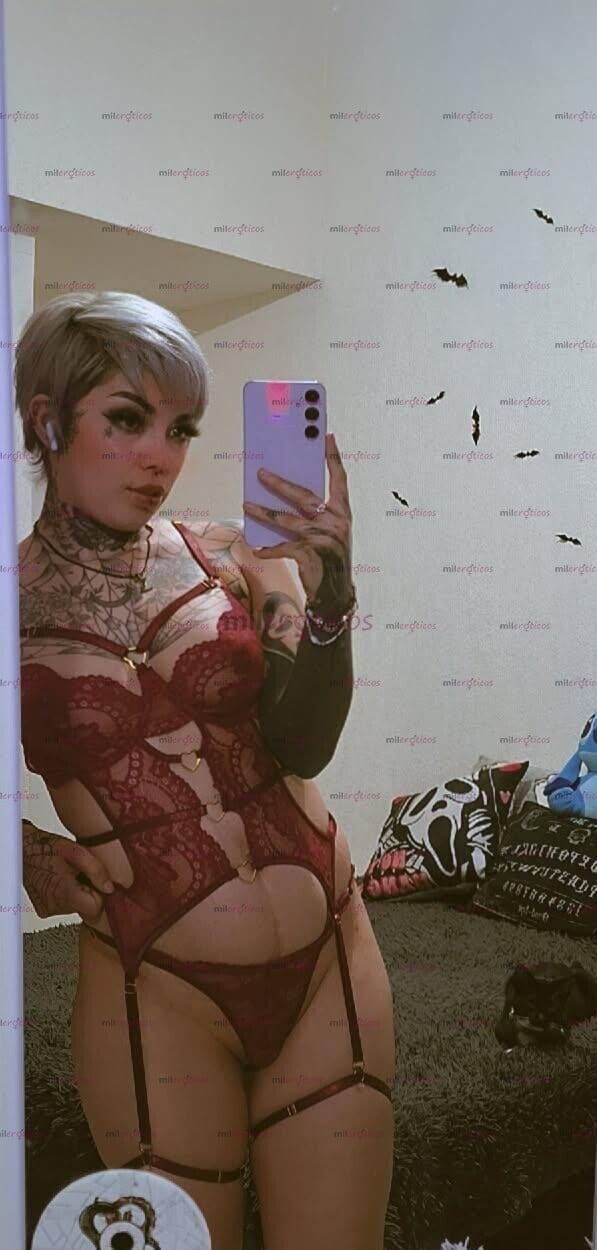 FOTOS DE SOY ZOÉ, UNA CHICA MUY ATRACTIVA, DELGADA, TATUADA, MUY ARDIENTE Y DULCE