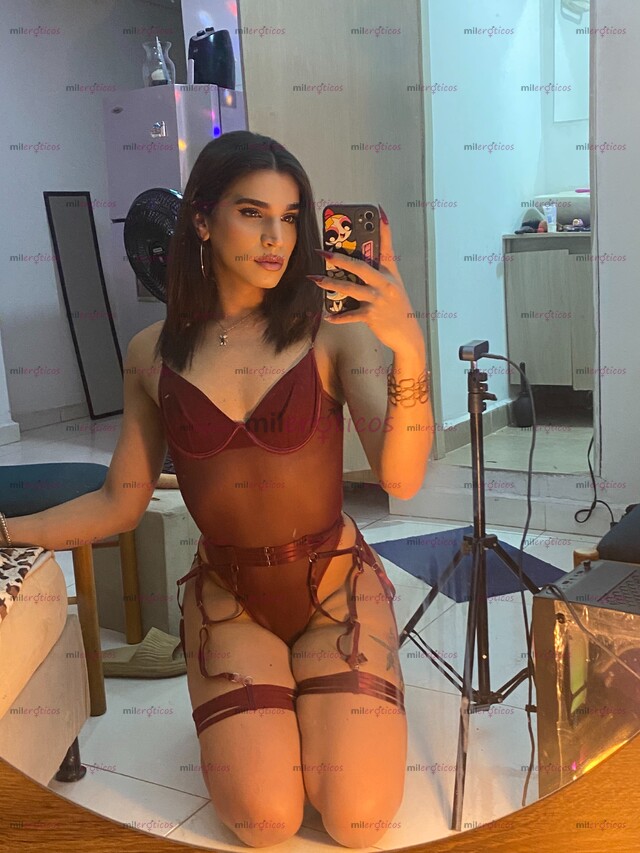 FOTOS DE ROXI FLACA MORENA EXÓTICA DISPUESTA A COMPLACERTE