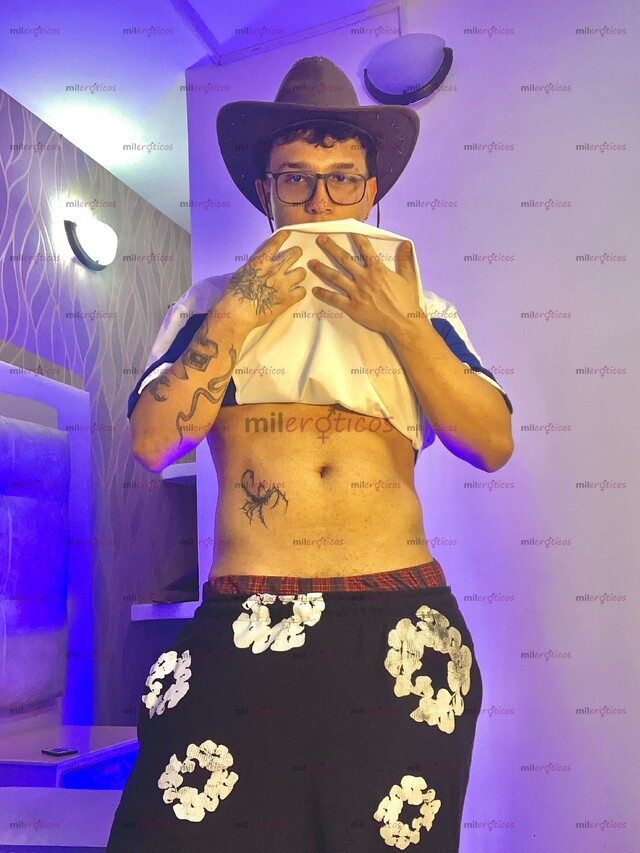 FOTOS DE JOVEN DE BUENA VERGA HAGO DOMICILIO ESCRÍBEME