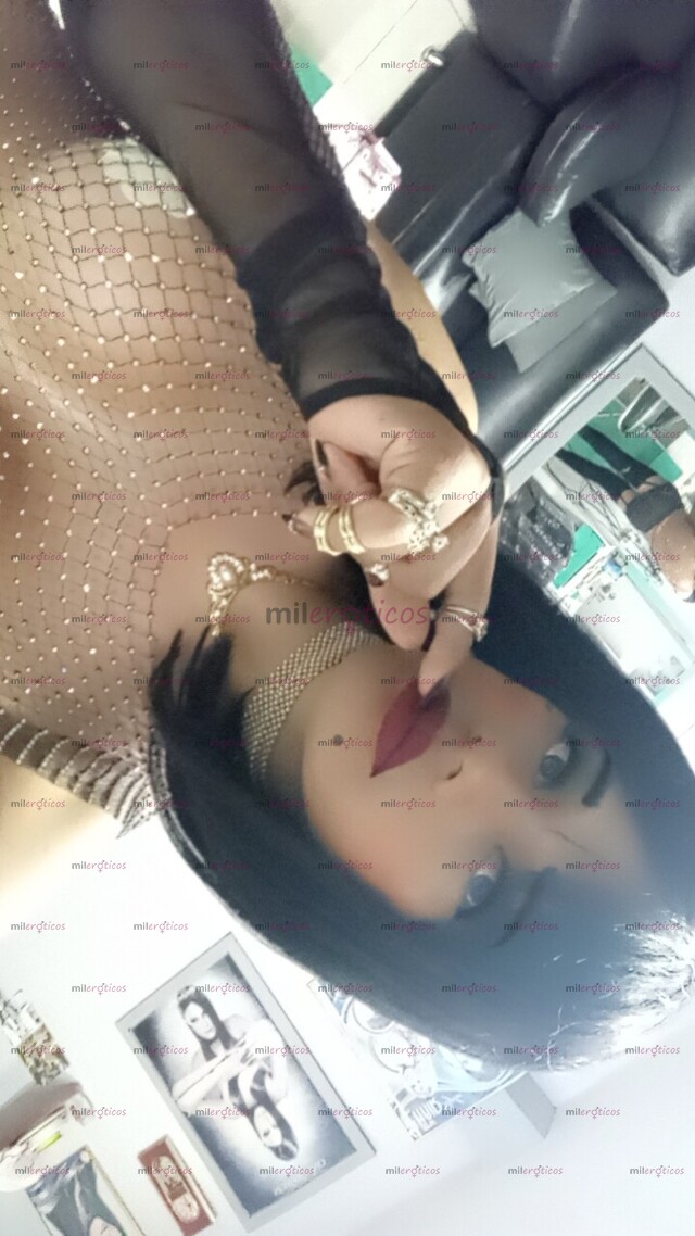FOTOS DE DISPONIBLE CHICA TRANS PARA DARLES UN BUEN SERVICIO DE SEXO SIN AFANES