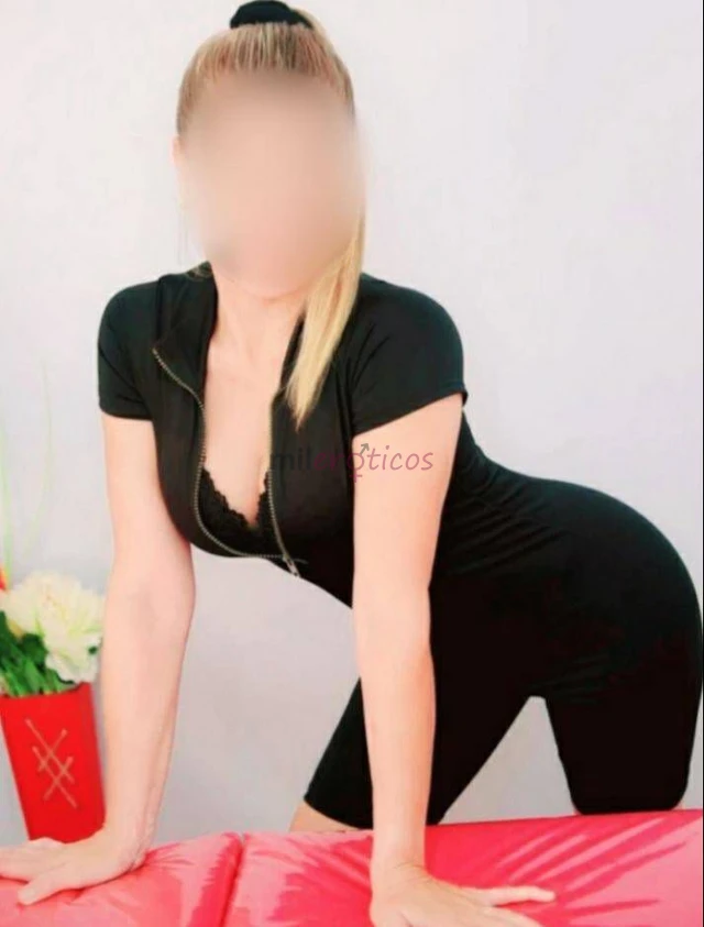 Yaris disfruta del verdadero tacto conciente con mis manos de seda soy una mujer sensual apasionada y juguetona que hara de tu encuentro una experienc...