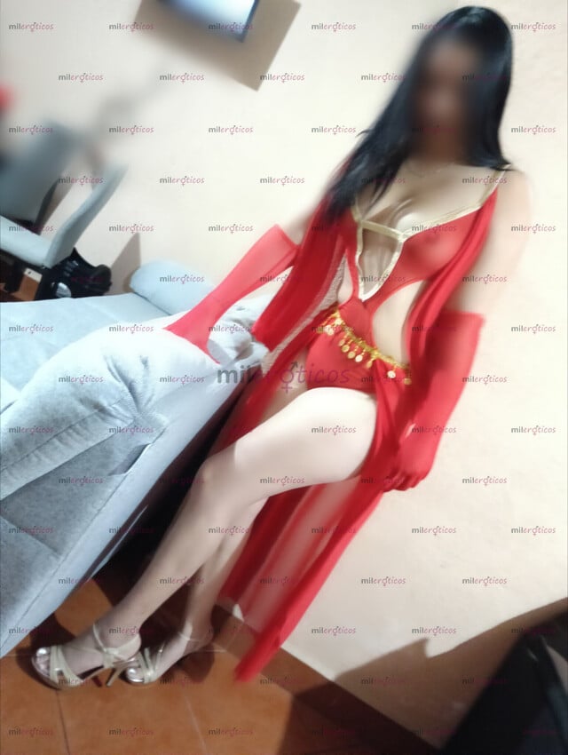 FOTOS DE HOLA BEBE SOY UNA CHICA DELGADITA, ALTA MIDO 1.69 ELEGANTE Y BONITA