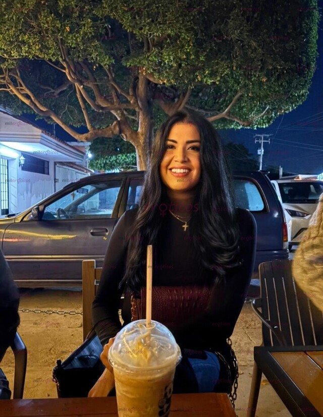 FOTOS DE TRANSEXUAL FEMENINA DISPONIBLE PARA CABALLEROS EN TU CIUDAD
