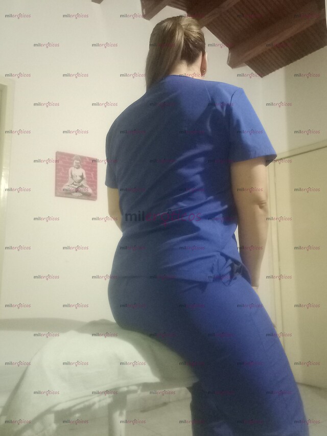 FOTOS DE CANSADO ESTRESADO DEL DIA A DIA DISFRUTA DE UN BUEN MASAJE NO SEXO NO DESNUDOS..