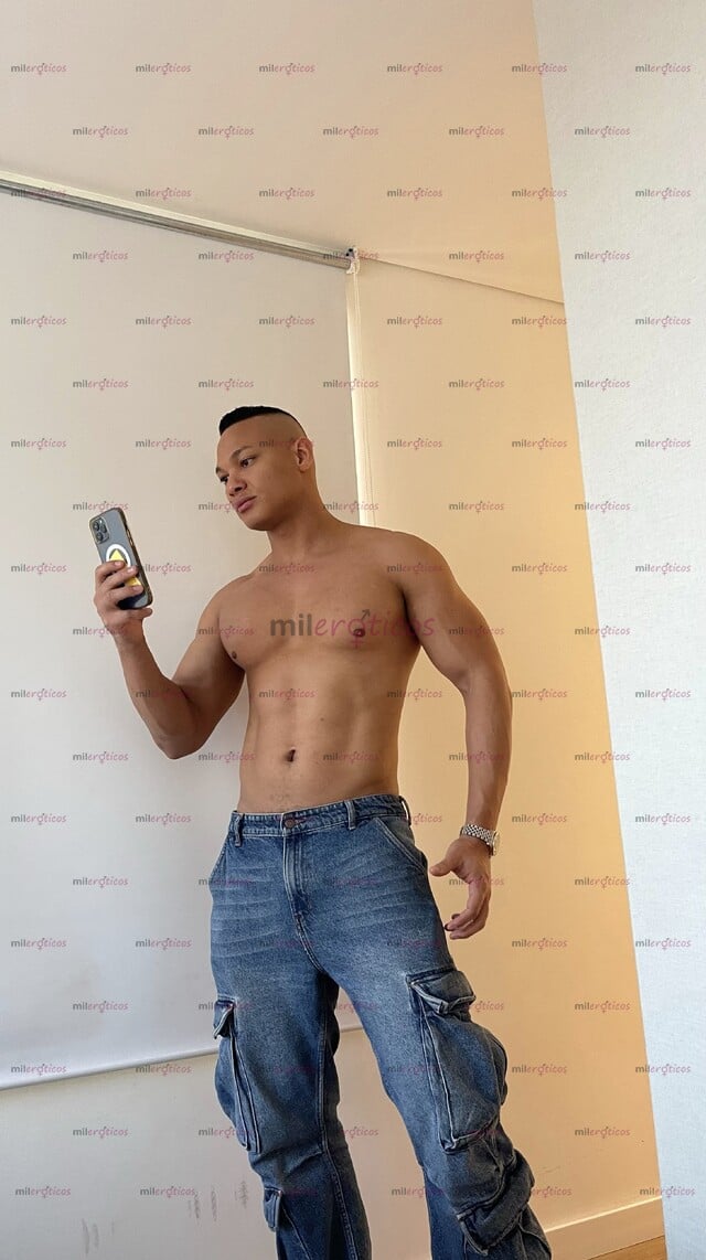 FOTOS DE MACHO ACTIVO VERGON 23 CM GRUESO (ACEPTO PAGO CON TARJETA)