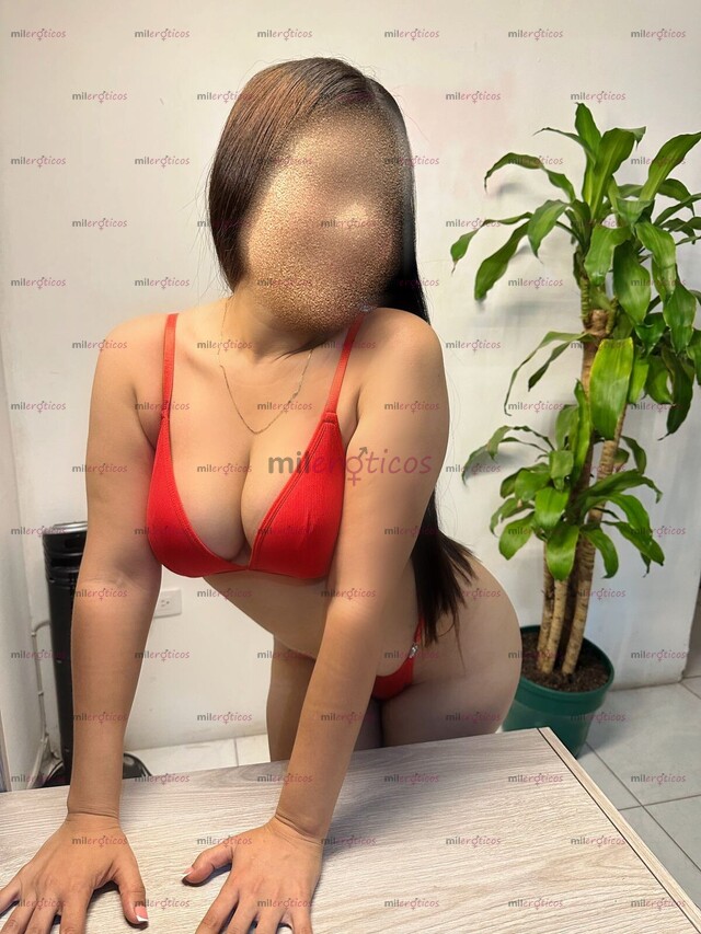 FOTOS DE ISABELLA UNA DIOSA EN LA CAMA ! VEN Y DISFRUTAREMOS EL MEJOR SEXO.