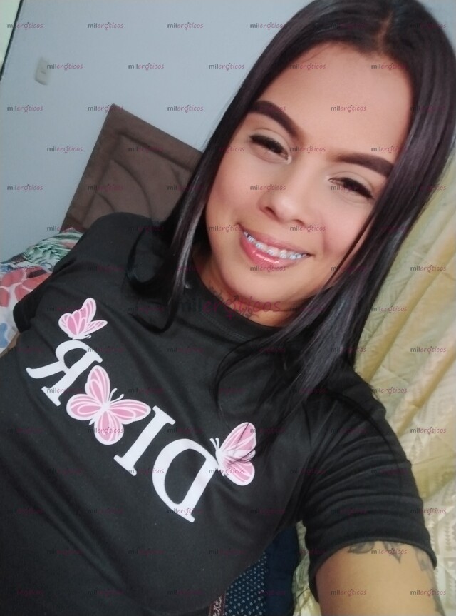 FOTOS DE HOLA MI NOMBRE ES KATE UNA CHICA MORENA PELINEGRA DE 23 AÑOS