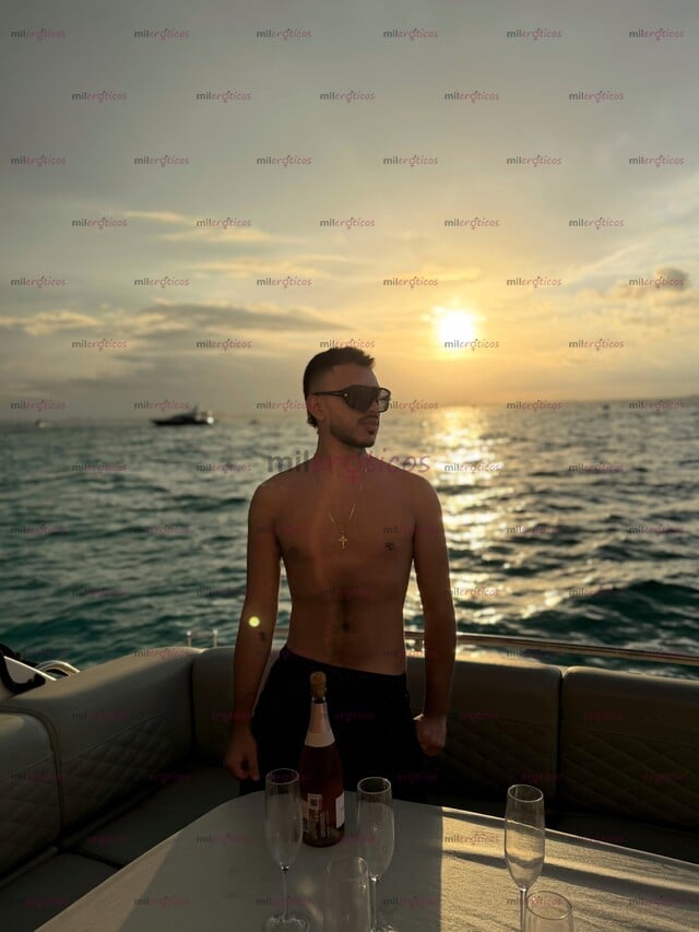 FOTOS DE COLOMBIANO PAISA, VARONIL, VERSÁTIL MÁS ACTIVO CON BUEN VERGA Y CULO. LLÁMAME