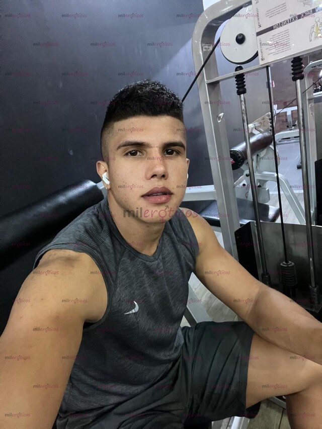 FOTOS DE VERS MAS ACT CALEÑO DE PASO POR LA CIUDAD POCOS DÍAS