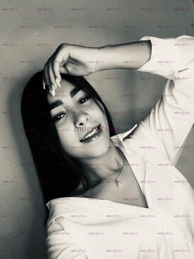 FOTOS DE FLACA ENCANTADORA CON CUERPO EXQUISITO CON GANAS DE COGER