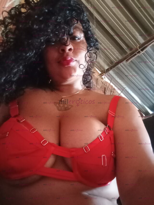 FOTOS DE FIESTERA NUEVAMENTE CON SITIO GORDITA MADURA ZARCA COMPLETAMENTE NATURAL