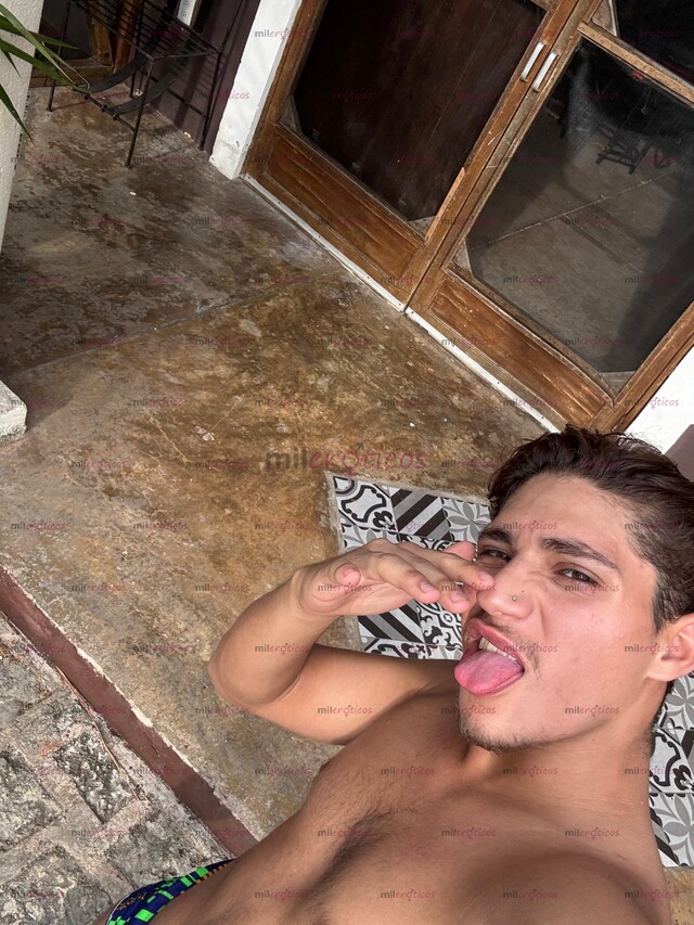 FOTOS DE .....CHICO......SC0 0RT.......COMPLACIENTE....