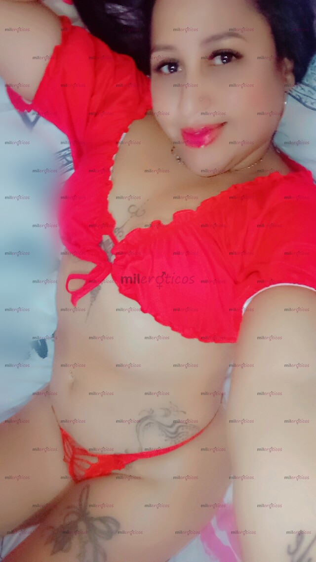 FOTOS DE QUIERES ALGO RICO,,, APRETADITO CULONA TETONA Y ROSTRO LINDO,,, ACA ESTOY BEBE,,