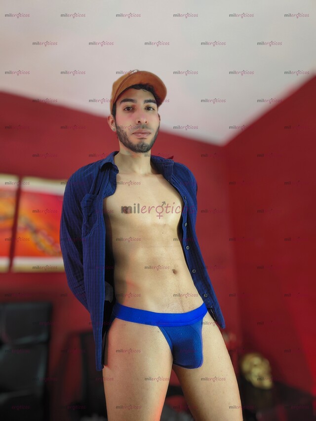 FOTOS DE BISEXUAL: ALTO, SERIO,DOTADO ,VERSÁTIL,MUY CALIENTE Y COMPLACIENTE