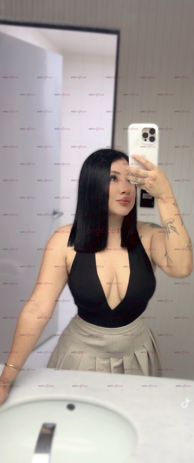 FOTOS DE BRISLETH PELO NEGRO MUY COMPLACIENTE DE UN GRANDE TRASERO