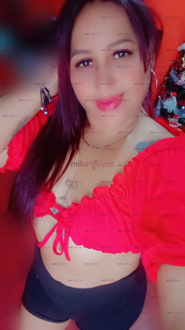 FOTOS DE QUIERES ALGO RICO,,, APRETADITO CULONA TETONA Y ROSTRO LINDO,,, ACA ESTOY BEBE,,