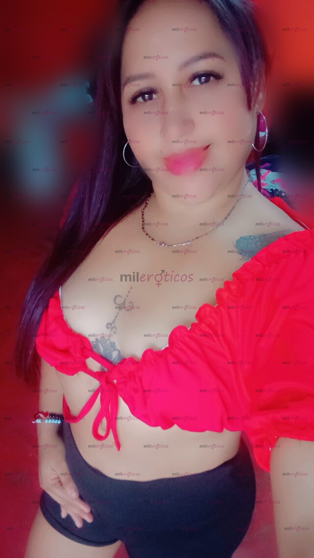 FOTOS DE QUIERES ALGO RICO,,, APRETADITO CULONA TETONA Y ROSTRO LINDO,,, ACA ESTOY BEBE,,