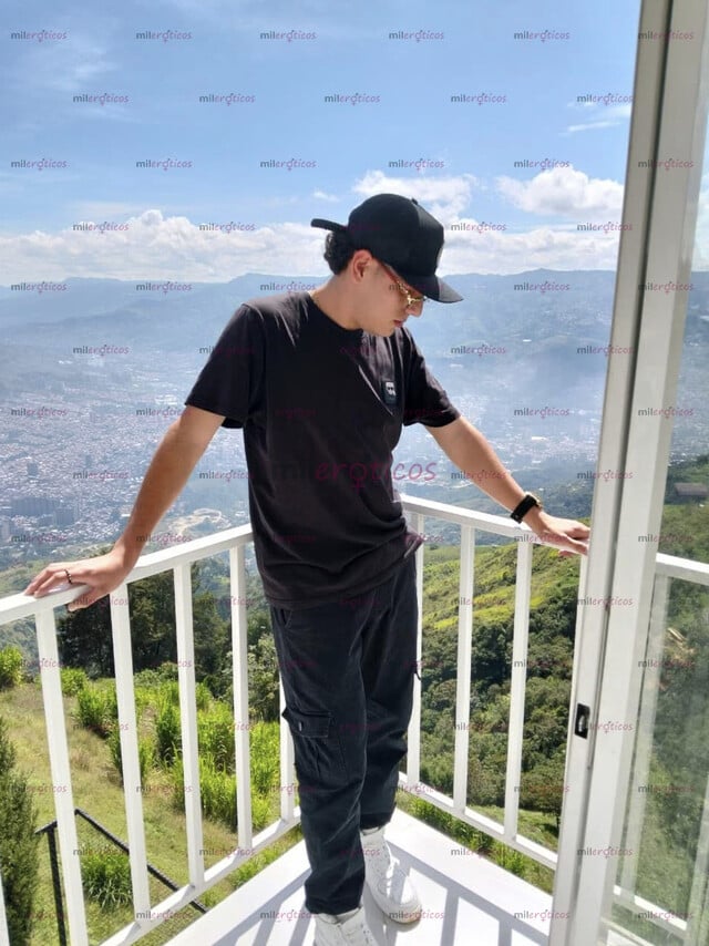 FOTOS DE PAISA JOVEN 19 AÑOS DISPONIBLE Y DISPUESTO A COMPLACERTE