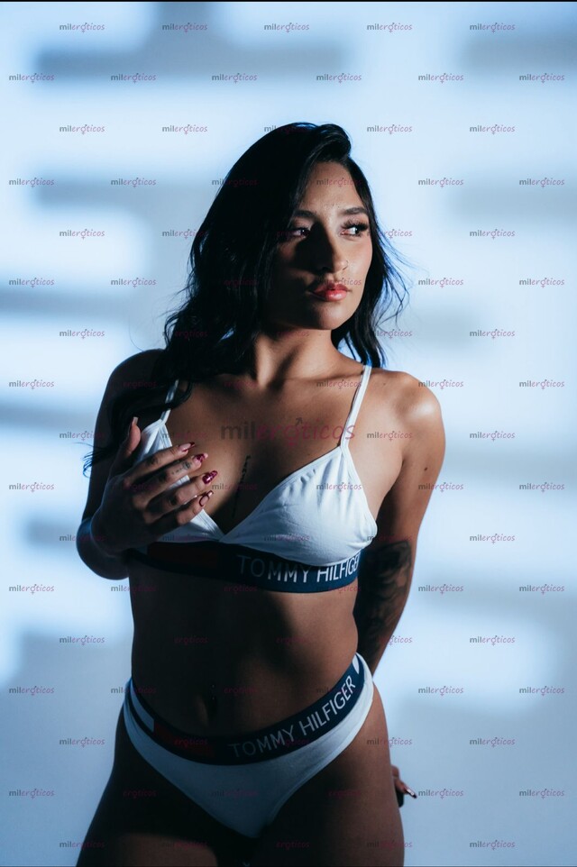 FOTOS DE SARA, HERMOSA PAISA , VEN DISFRUTA DE MIS ENCANTOS Y TRAVESURAS.