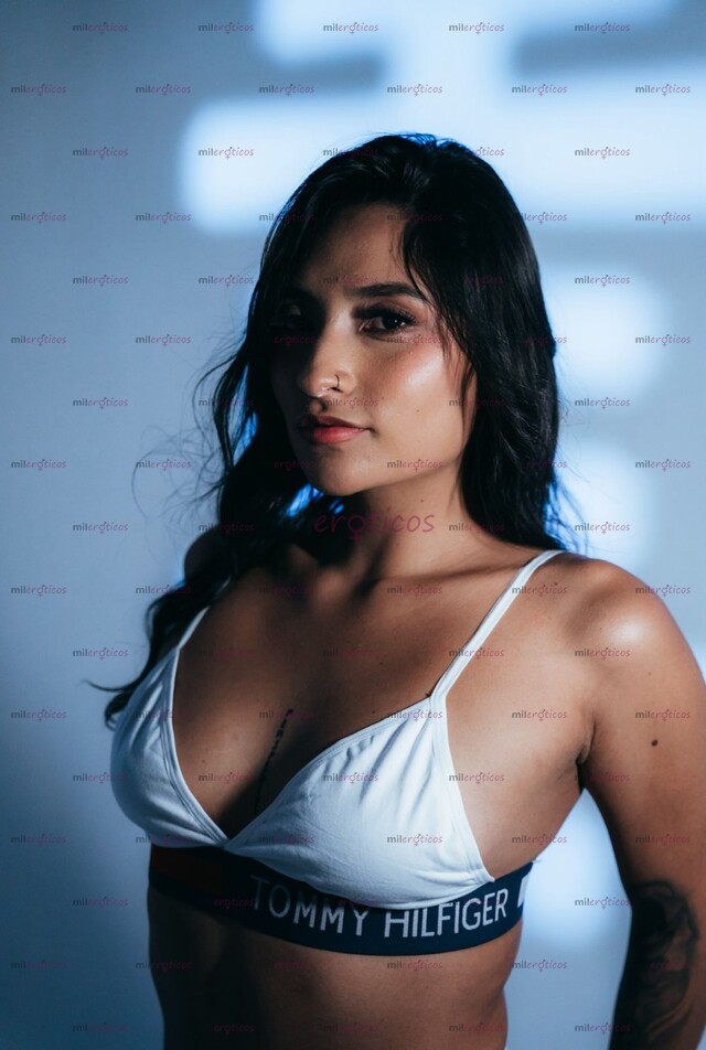 FOTOS DE SARA, HERMOSA PAISA , VEN DISFRUTA DE MIS ENCANTOS Y TRAVESURAS.