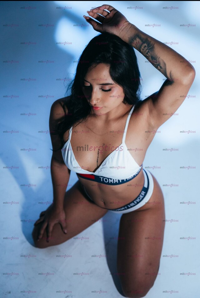 FOTOS DE SARA, HERMOSA PAISA , VEN DISFRUTA DE MIS ENCANTOS Y TRAVESURAS.