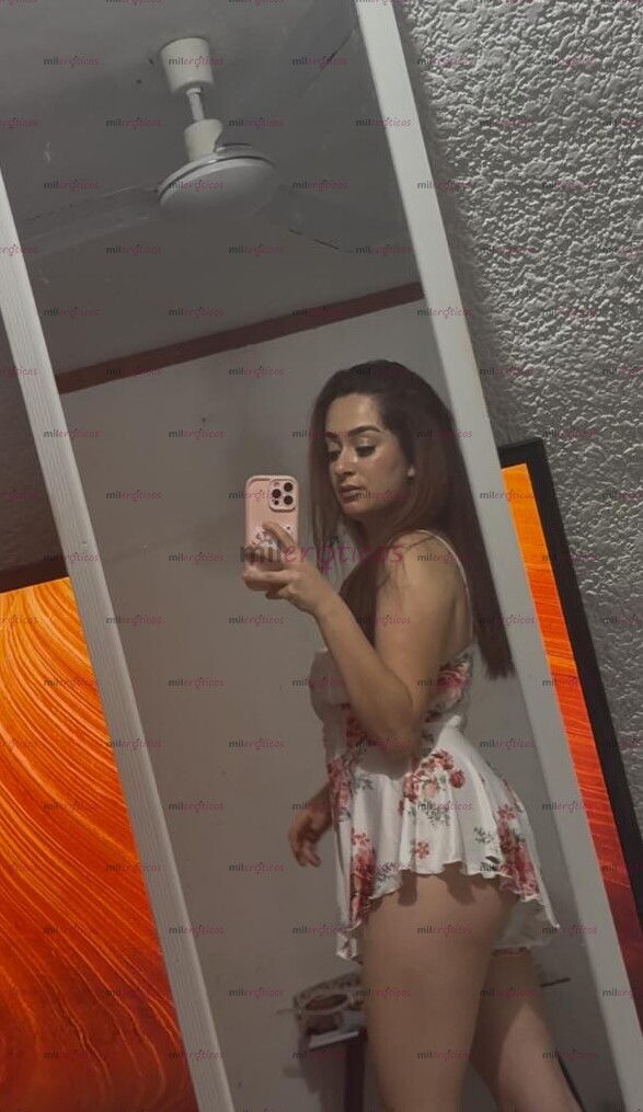 FOTOS DE TREMENDO BOMBÓN ASESINO CARLA 24 AÑITOS HAGO DE TODO