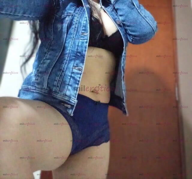 FOTOS DE COLOMBIANA NUEVA EN EL OFICIO Y ME DEJÓ CONSENTIR