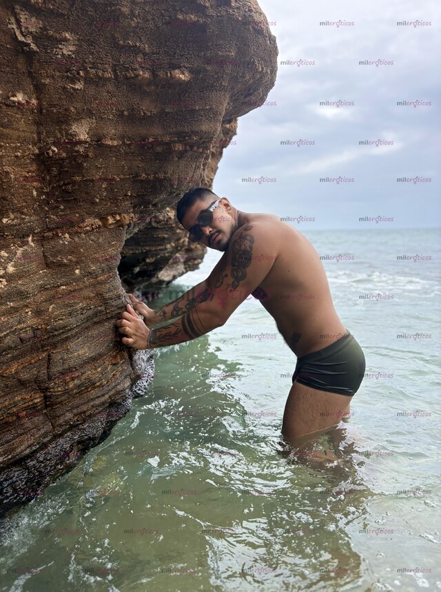 FOTOS DE TOP CALIENTE 20 CM MACHIN TATUADO CUENTO CON LUGAR