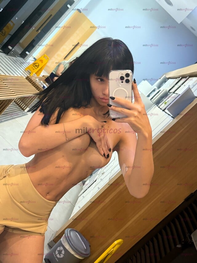FOTOS DE COLOMBIAN NEWW AL VERME EN PERSONA SABRÁS QUE SOY LA MÁS HERMOSA