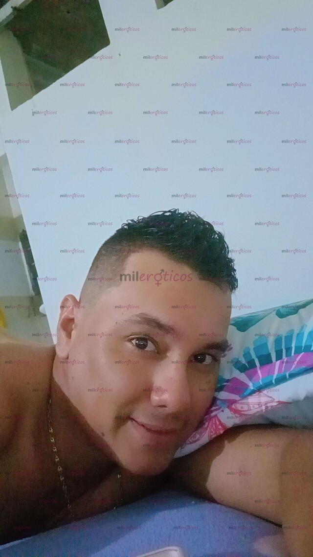 FOTOS DE EL FERCHO, UN CHICO MUY CALIENTE Y BIEN DOTADO ESENCIAL PARA TUS MOMENTOS PASIÓN