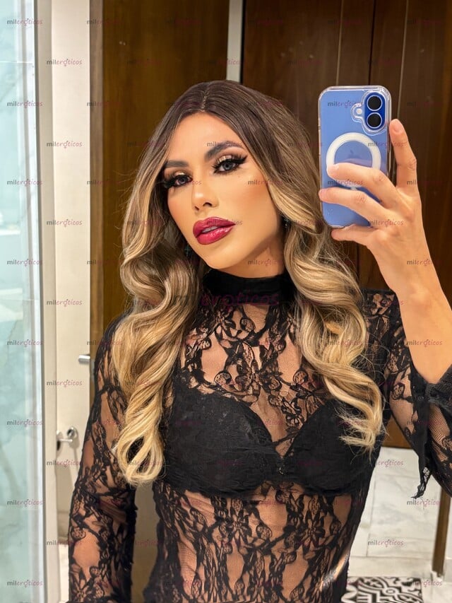 FOTOS DE CALIENTE FULL ACTIVA VERS CON UNA VERGA RICA Y NALGOTAS PARA COMERTE TODA
