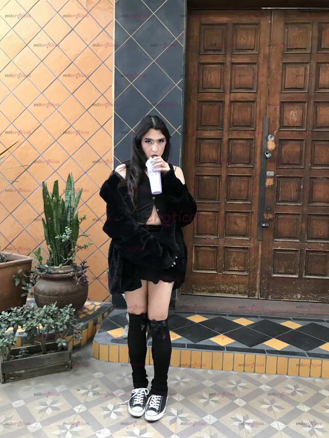 FOTOS DE TU NOVIA ALTA, DULCE Y DISCRETA LISTA PARA CONSENTIRTE COMO MERECES