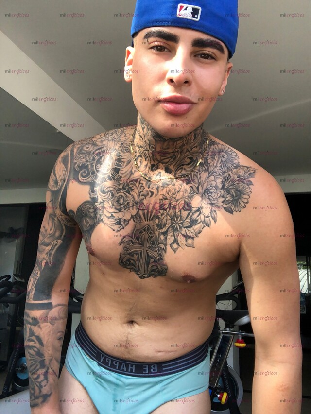 FOTOS DE POLLO SERIO RESERVADO Y TATUADO LISTO PARA COMPLACERTE