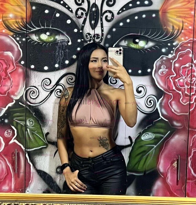 FOTOS DE !! SARA COQUETA HERMOSA UN BOMBONCITO LA MAS CALIENTE