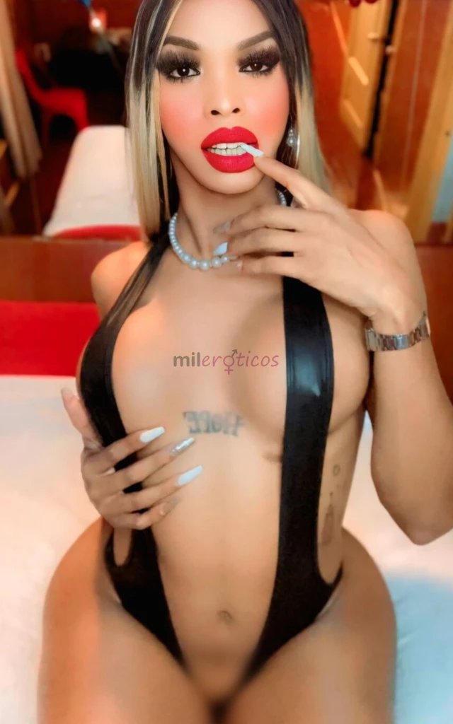 Me puedes buscar en instagr kyliersuarez me encantan las fantasias hacerles un oral frances tengo un cuerpo para disfrutar sin enganos fiesteraactiva...