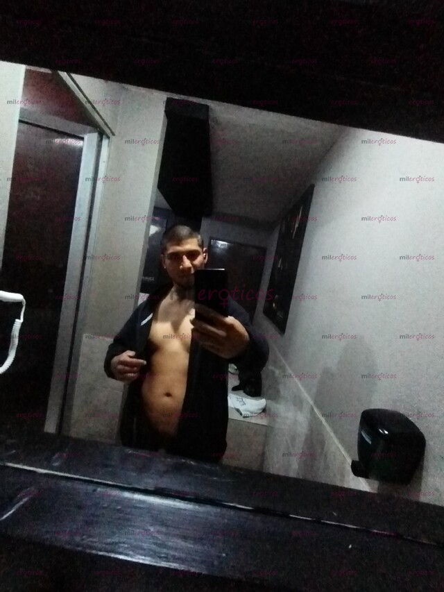 FOTOS DE AUTENTICO MEXICANO DE SANTA CATARINA (CUERPO ATLÉTICO)