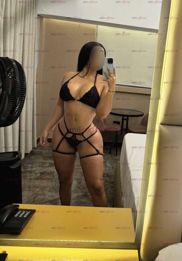 FOTOS DE JULIANA CHICA FIT ESPECTACULAR PAISA GRANDOTA Y DELICIOSA