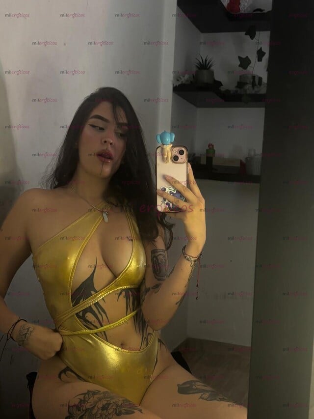 FOTOS DE DULCE, SEXY Y SOLO PARA TI EN VIDEOLLAMADA