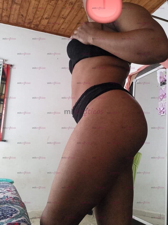 FOTOS DE MORENA ARDIENTE CULONA DE VAGINA JUGOSA PARA Q DISFRUTES BIEN RICO PAPI