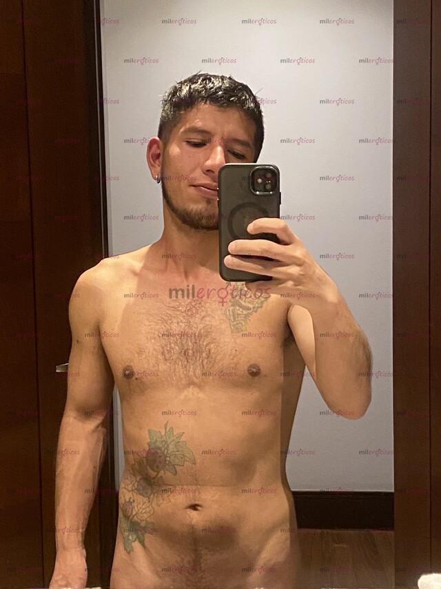 FOTOS DE VERSATIL VERGON CON GANAS DE PASARLA DELICIOSO