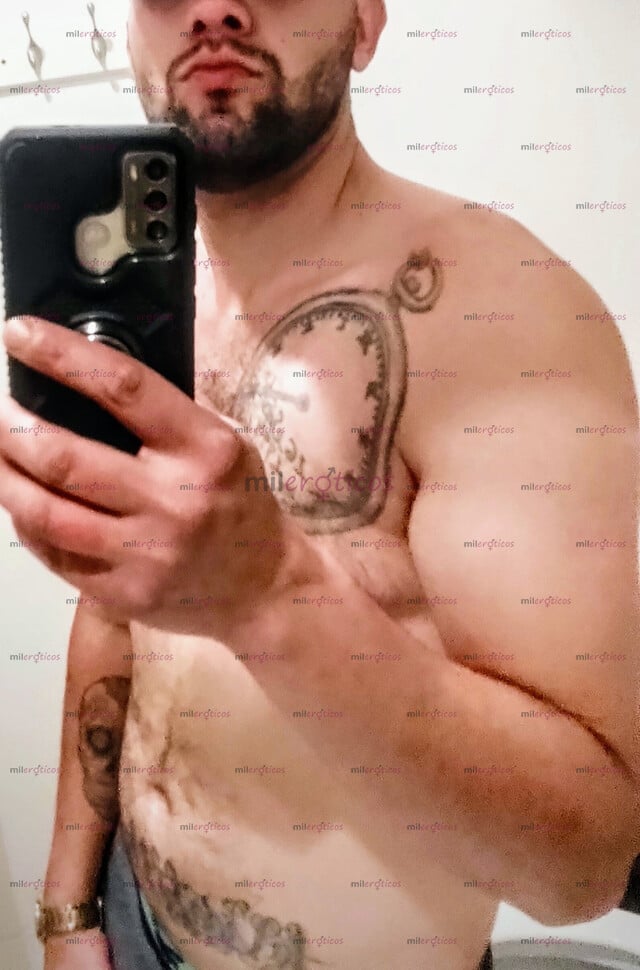 FOTOS DE HOMBRE DOTADO ALTO GUAPO SOLO GENTE SOLVENTE