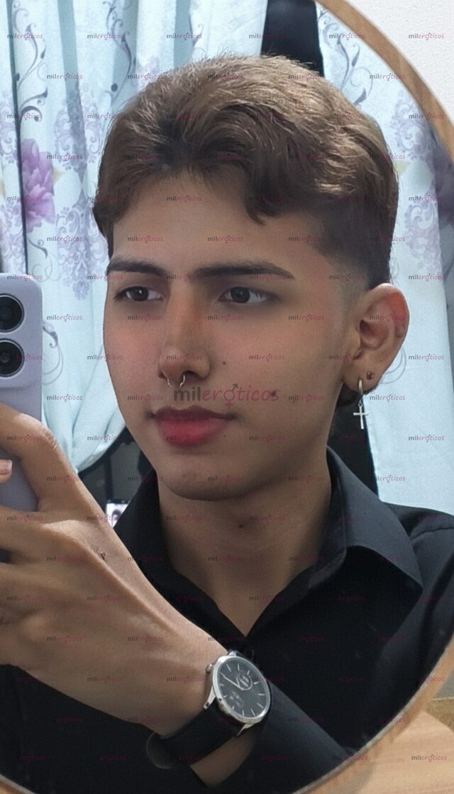 FOTOS DE SERIO, VARONIL Y DISCRETO MESTIZO DISPONIBLE PARA TI WHATSAPP 318 553 9563