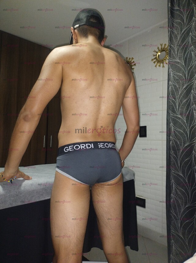 FOTOS DE SENSUAL FOOT FETISH MASSAGE EXPERIENCE IN MEDELLIN